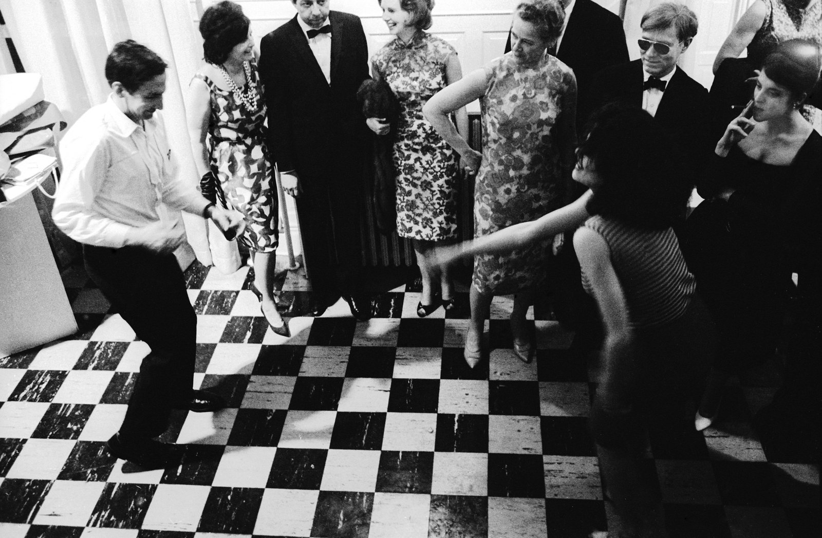 Note | 23 August | Everyone eventually ends up in the same room. Robert Rauschenberg